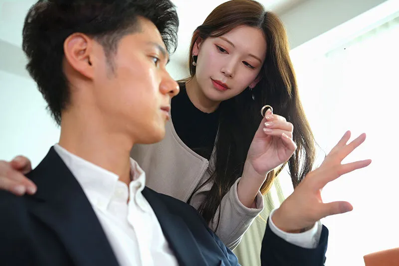 Cô vợ đi đi giã ngoại, ông chồng ở nhà bị nhỏ em vợ yêu gạ làm tình không trượt phát nào
